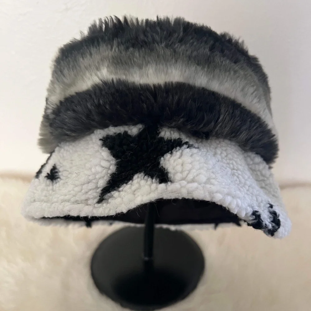 UPCYCLED & RARE Bucket Hat - NWT - Black/White/Grey - Picture 2 of 6